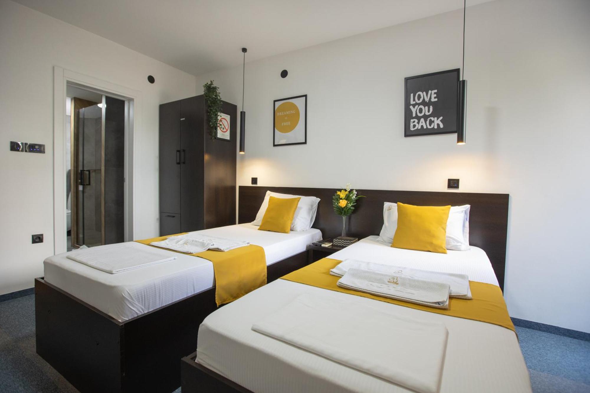 Ni 4 Rooms Apartments מראה חיצוני תמונה