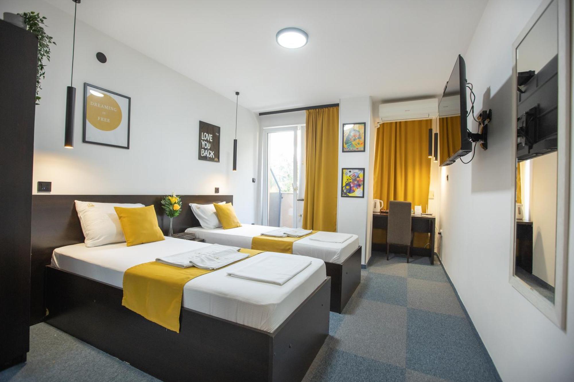Ni 4 Rooms Apartments מראה חיצוני תמונה
